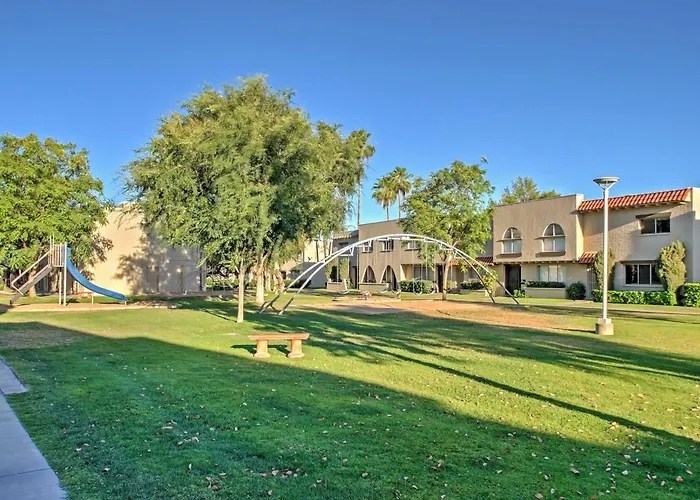 Walk To Old Town & Giants Stadium! Unit W/ Pool *